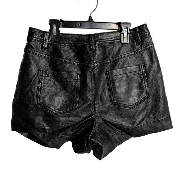 Material Girl faux leather black hi-waist hi-rise shorts woman size 7 - Picture 2 of 3